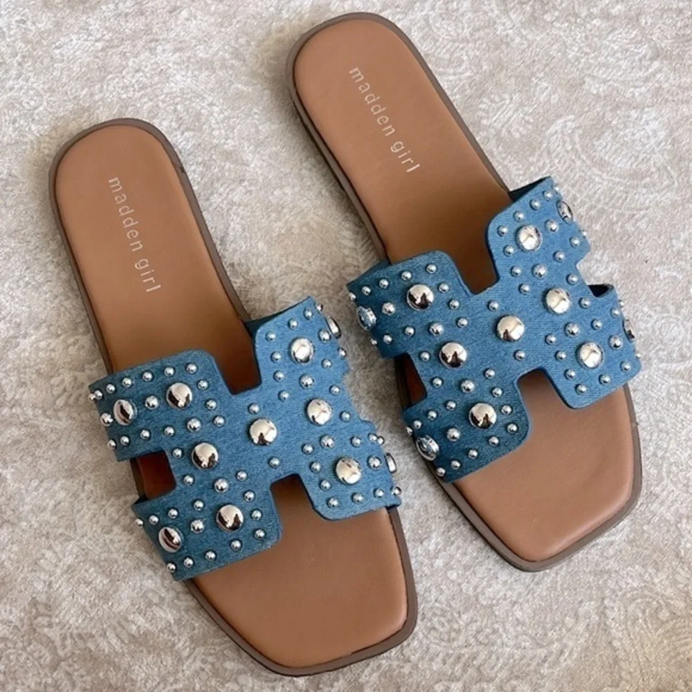 Brand New Madden Girl Denim Blue Silver Tone Metal Studded H-Band Slides Sandals